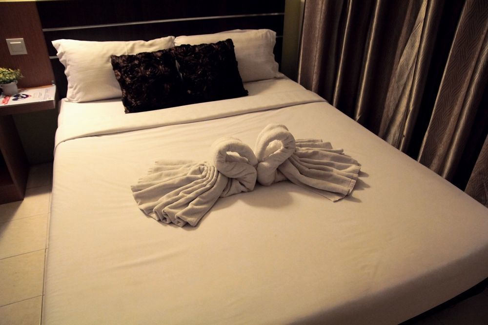 Oyo 182 Simms Grand Inn 吉隆坡 外观 照片